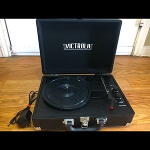 Victrola Bluetooth Record Player (Turntable)
